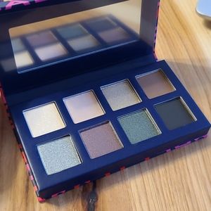 AVON Eyeshadow Set